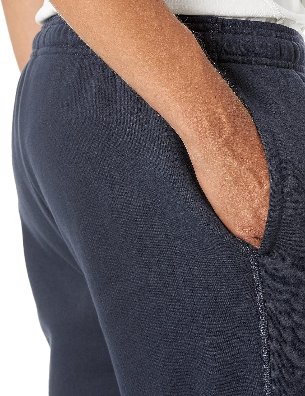 Amazon Essentials Men's Joggers Sweatpants, Fleece, Comfortable Fit - Image 5