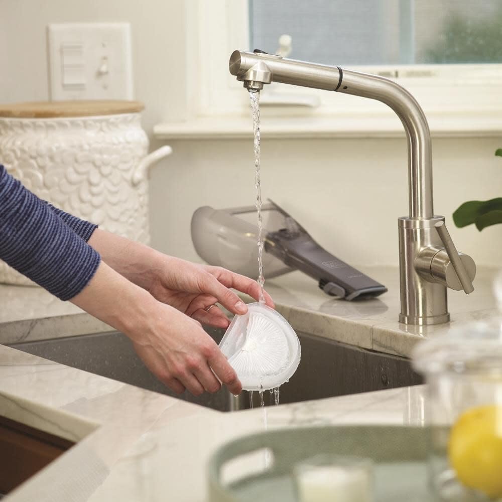 BLACK+DECKER dustbuster AdvancedClean Cordless Handheld Vacuum, Home and Car Vacuum (HLVA315J22) - Image 5