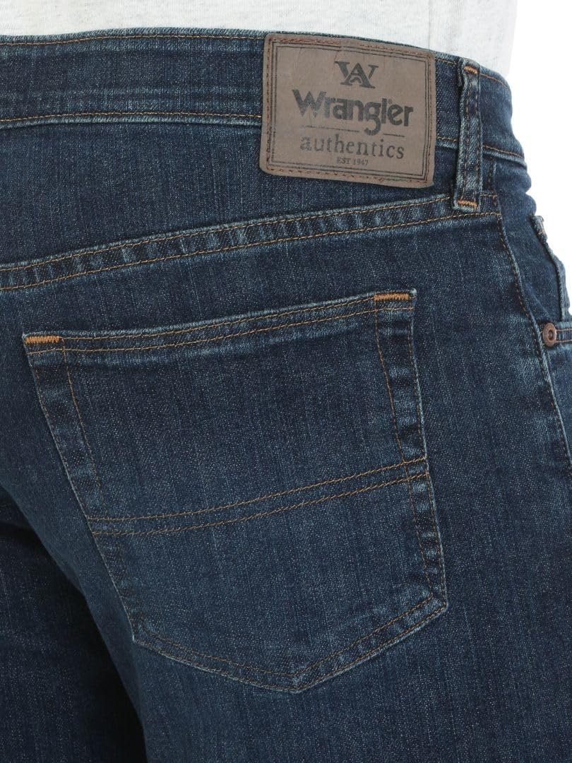 Wrangler Authentics Men's Comfort Flex Waist Relaxed Fit Jean - Image 5