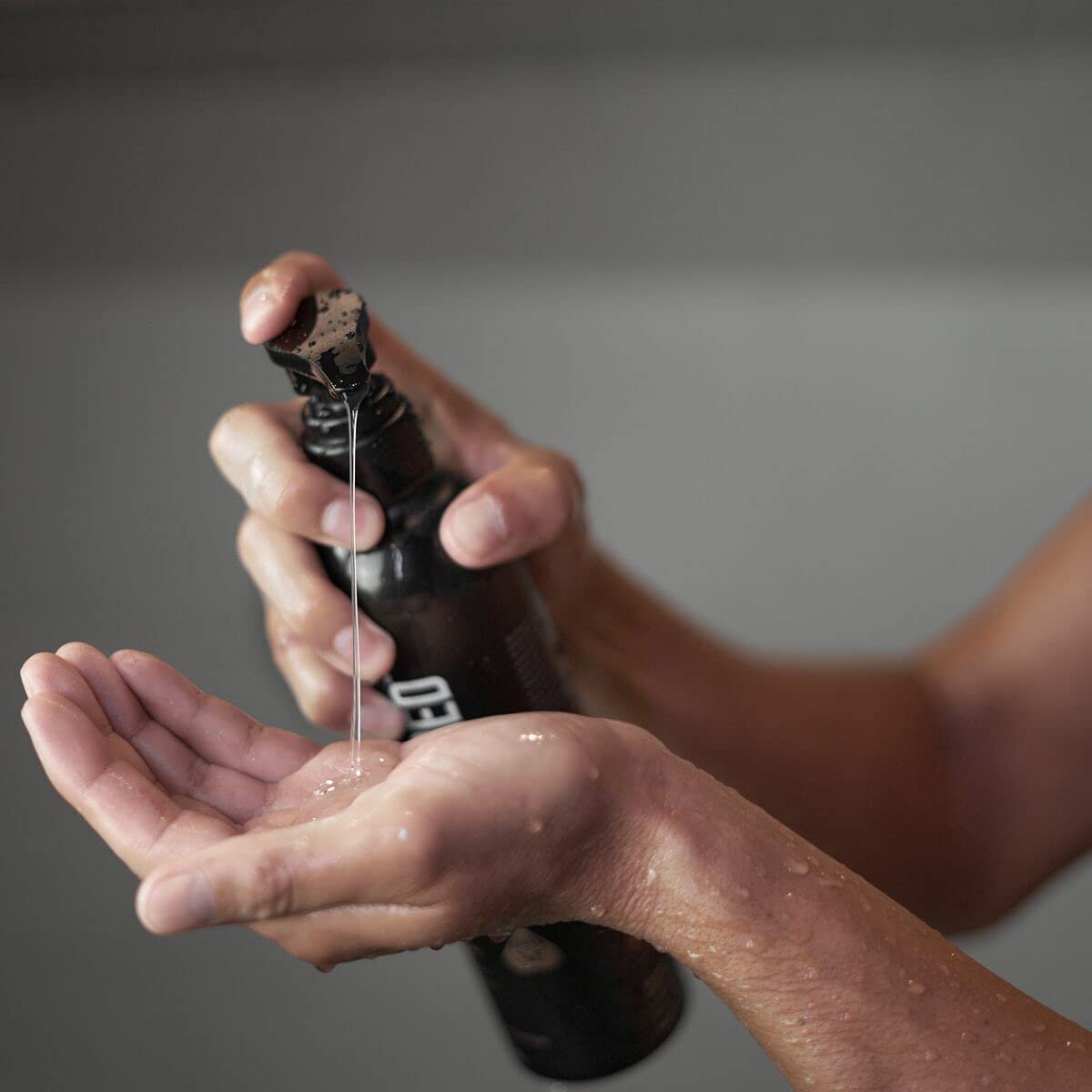 MANSCAPED® Men’s UltraPremium Refined® Body Wash, Luxurious Clean Formula Infused with Aloe Vera and Sea Salt, Refreshing and Nourishing Daily Shower Gel for Hydrating Skin, (16 oz) - Image 9