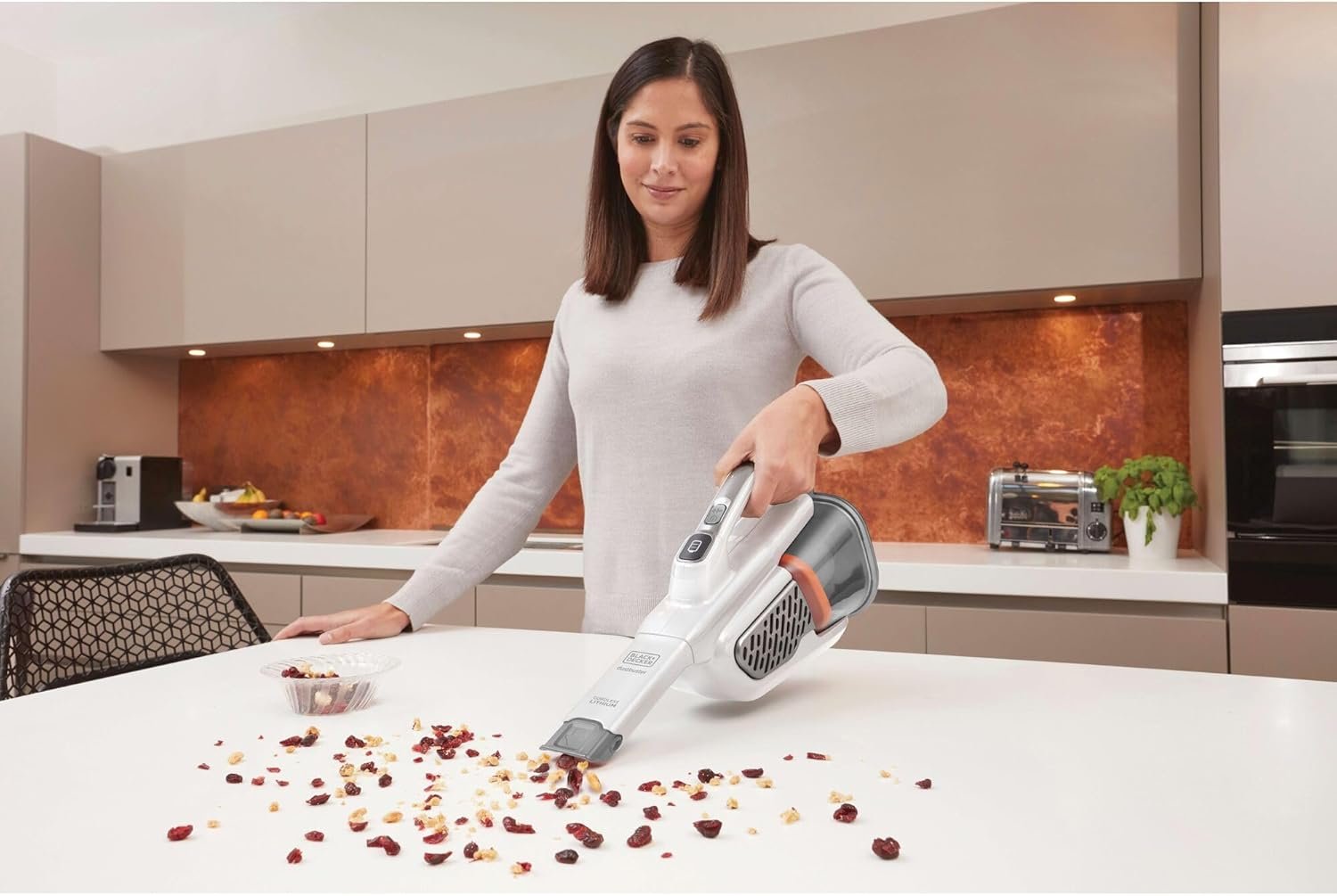 BLACK+DECKER Dustbuster Handheld Vacuum, Cordless, AdvancedClean+, White (HHVK320J10) - Image 11