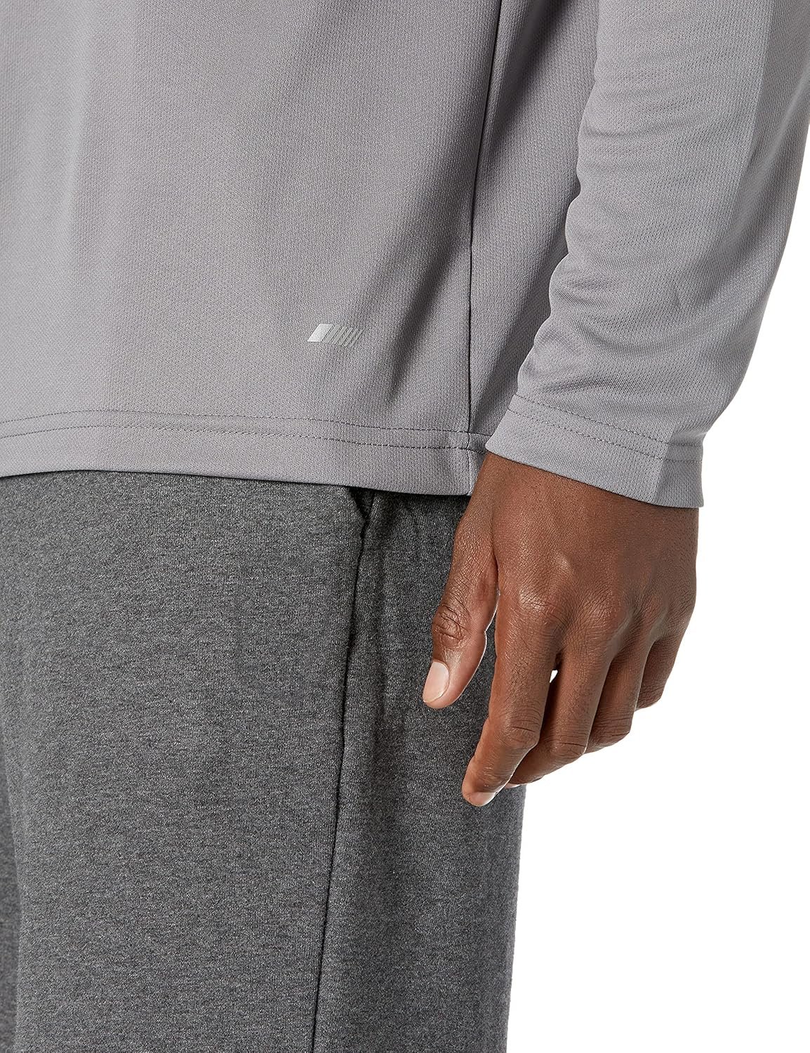 Amazon Essentials Long Sleeve Shirt for Men, Performance Tech - Image 4