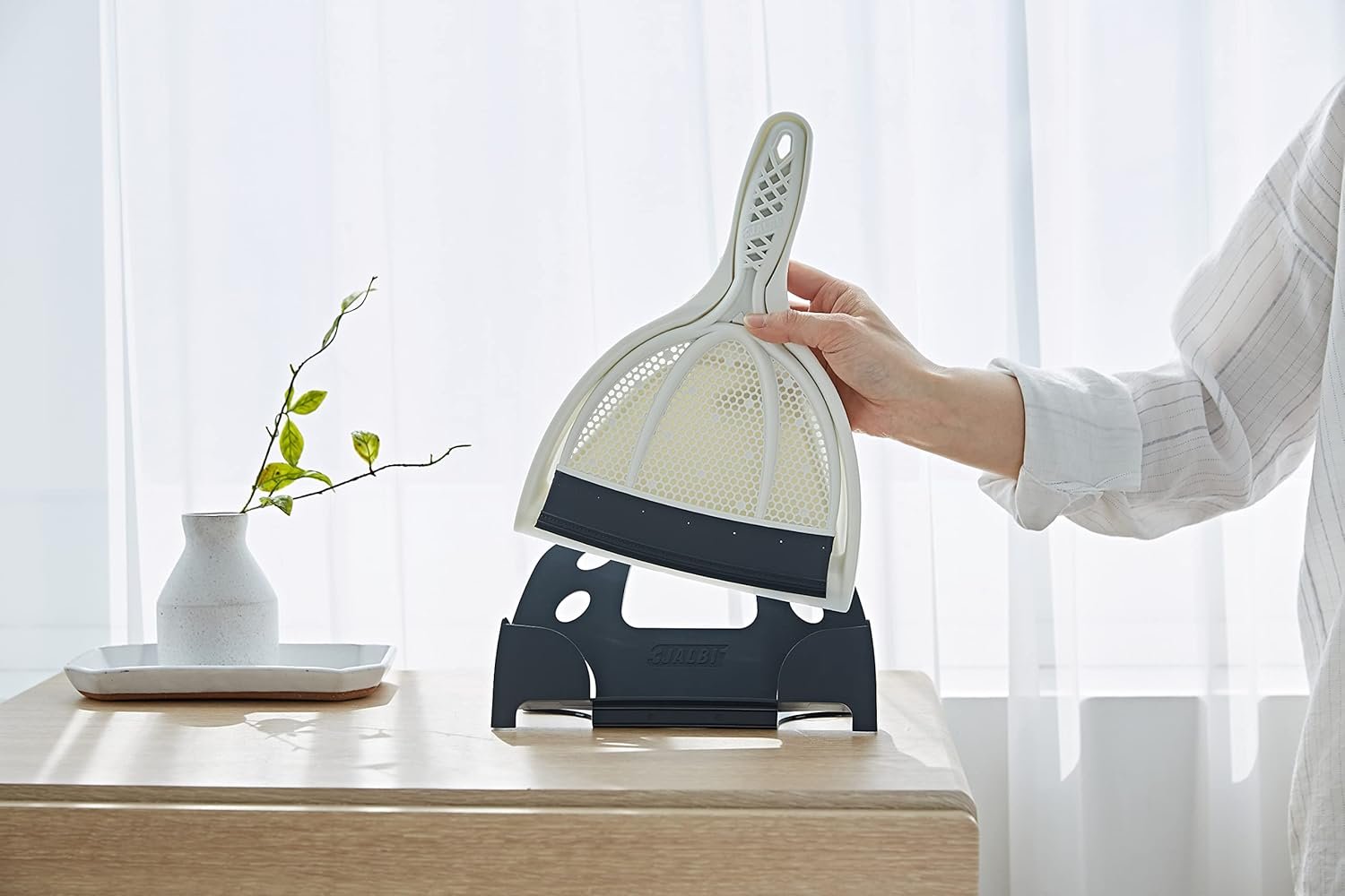 Broombi Silicone Handheld Brush & Dustpan Set - All Smooth Surface Squeegee Sweeper - Ideal for Pet Hair Removal, Wet and Dry Use to Maximize Clean-Up Efficiency - Image 7